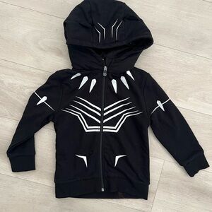 Kids Size 4/5 Black Panther Zip-Up Hoodie – Folds into Stuffed Animal! NEW